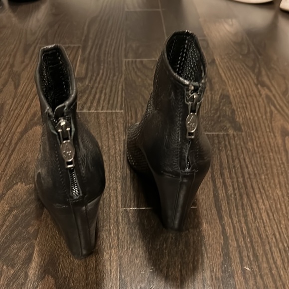 Ash Platform Sandals - Picture 3 of 5